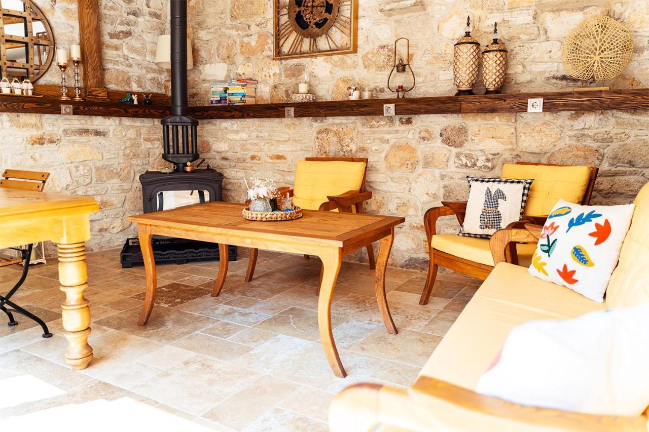 Sinem Hanim Konagi Boutique Hotel Yenifoca Extérieur photo